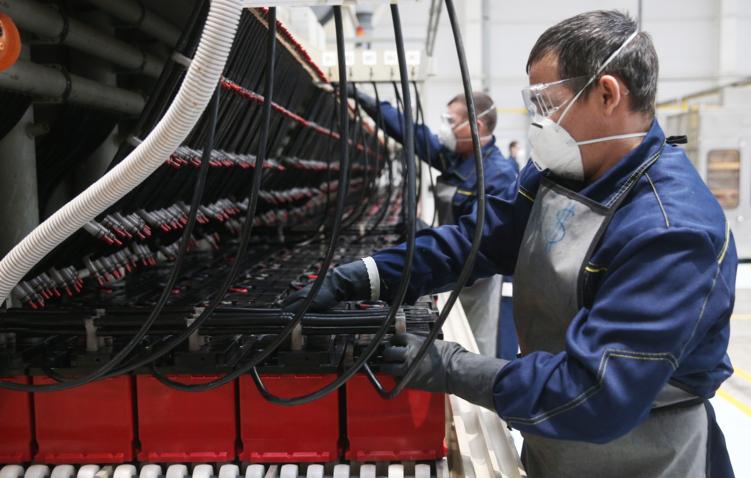 В Татарстане запустили импортозамещающее производство аккумуляторов для машин