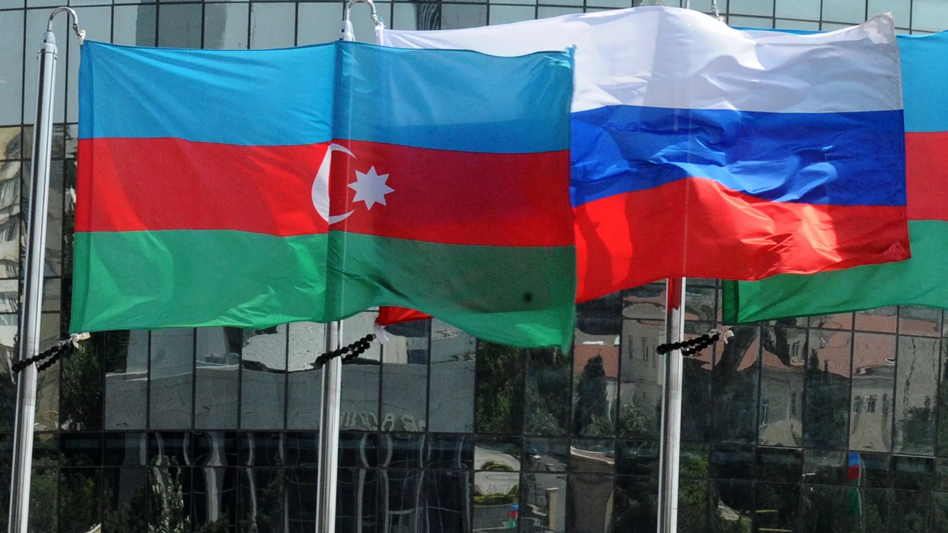 Россия и Азербайджан могут удвоить объемы взаимной торговли