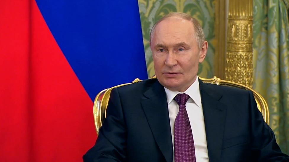 Путин: Россию интересует сотрудничество с Мали по ресурсам, энергетике и логистике Путин: Россию интересует сотрудничество с Мали по ресурсам, энергетике и логистике