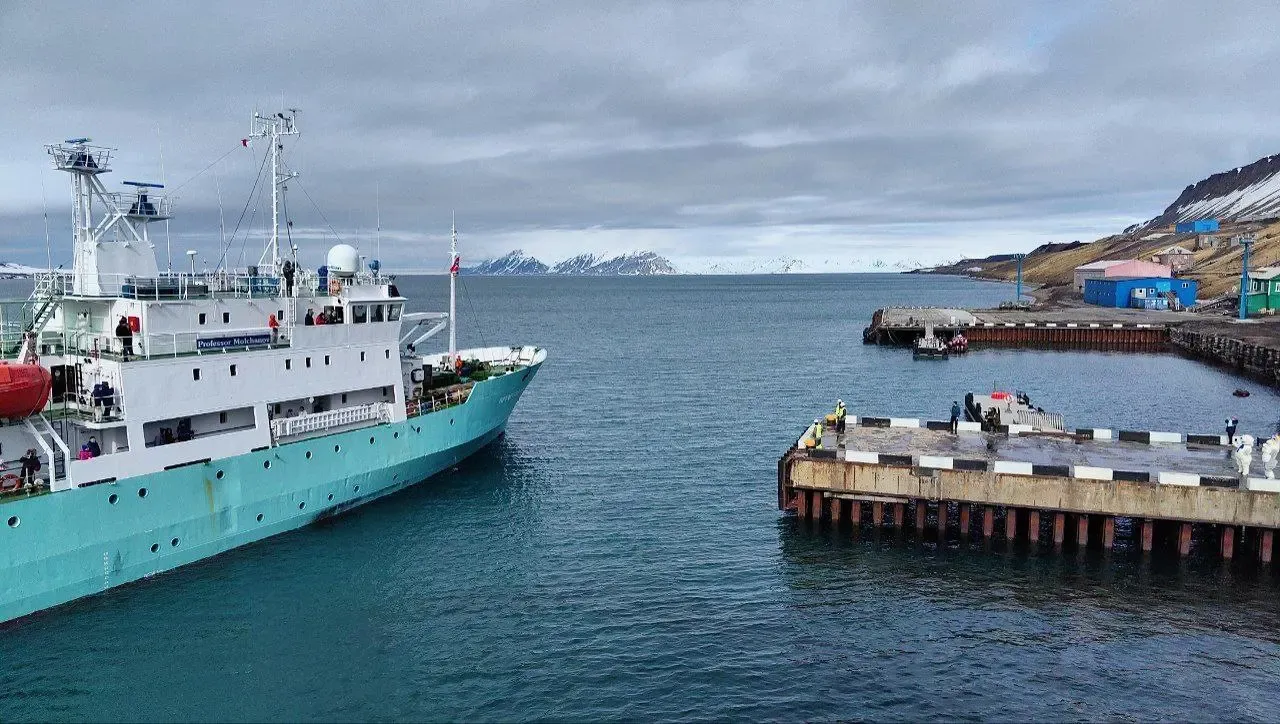 4 марта на Шпицберген из Мурманска отправится первый в этом году пассажирский рейс