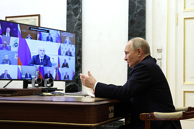 Оксана Лут доложила Президенту России о ходе весенне-полевых работ Оксана Лут доложила Президенту России о ходе весенне-полевых работ