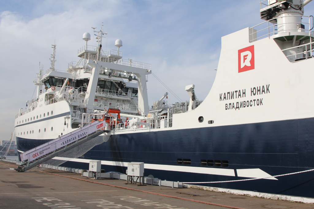 ОСК передала заказчику пятый рыболовный траулер проекта СТ-192 «Капитан Юнак»