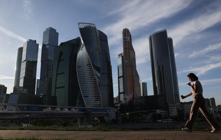 С начала 2025 года 77 тыс. россиян заключили соцконтракт на открытие своего дела С начала 2025 года 77 тыс. россиян заключили соцконтракт на открытие своего дела