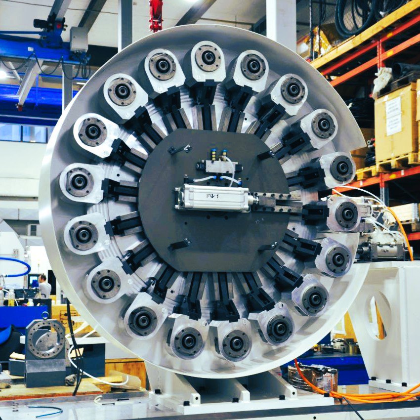 Ростех начал выпуск критических деталей станков взамен немецких аналогов