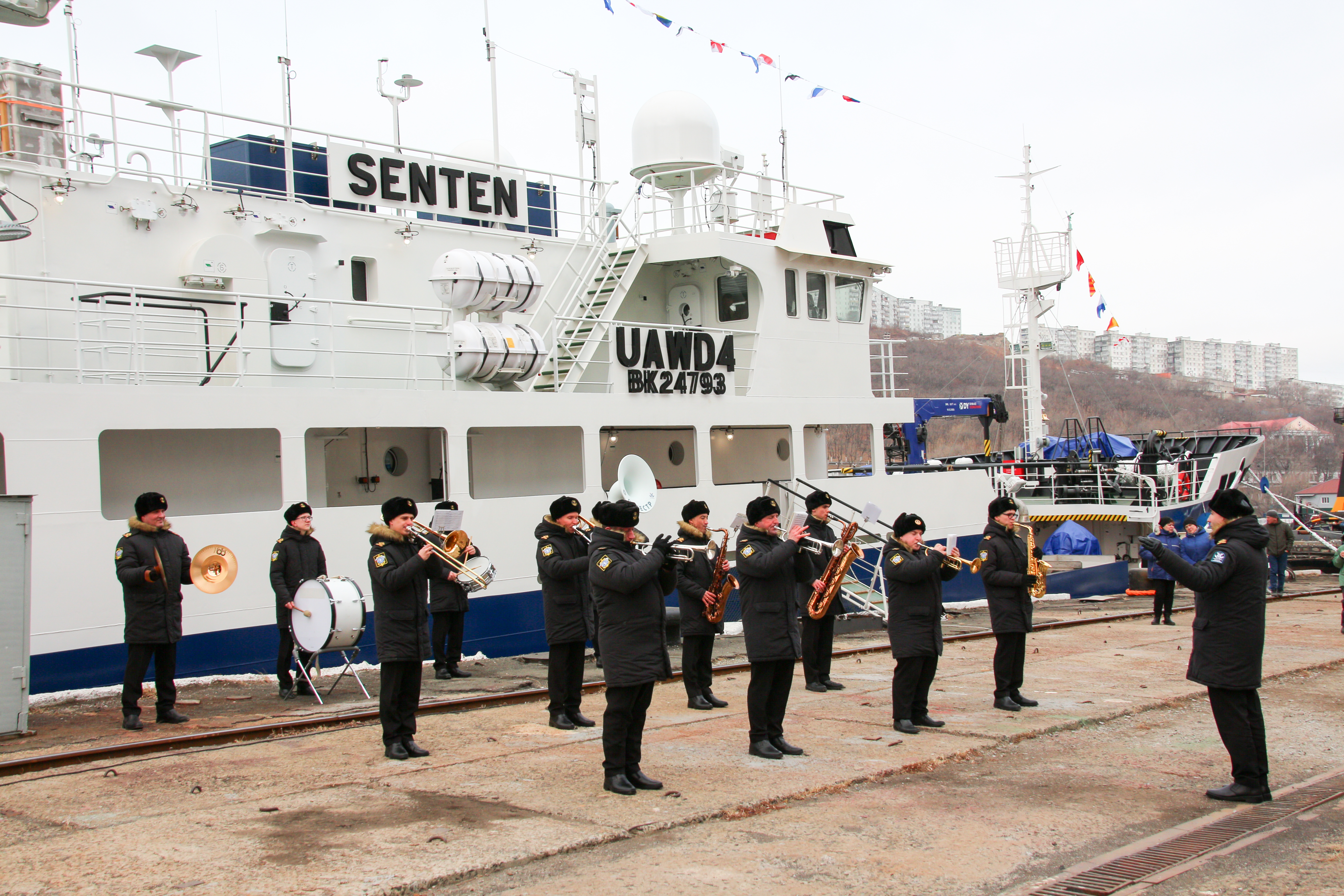 ОСК передала заказчику новый краболов